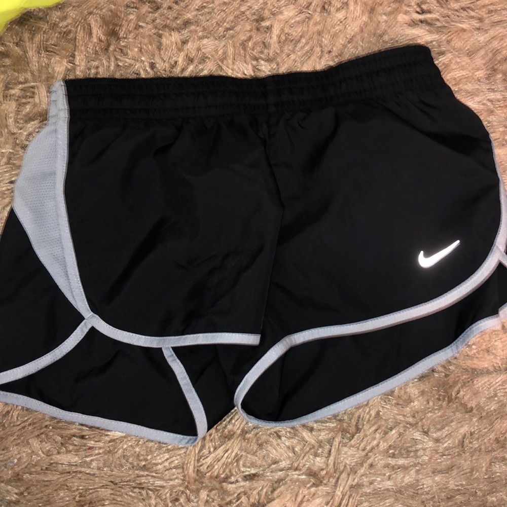 ⭐️ gym shorts ⭐️